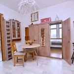 Piekny 3city Z Balkonem W Centrum Sopotu By Renters Sopot